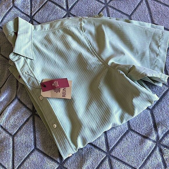 NWT REUNION Button down Shirt. Mint‎ Green w/white striping. Size Large - Picture 4 of 10